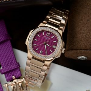 Đồng Hồ Patek Philippe Nautilus 7118 Nữ Đính Đá Dây Kim Loại Mặt Số Tím 35 (1)