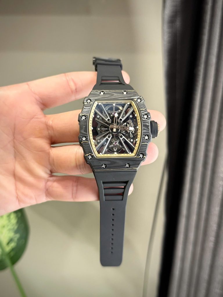 Đồng Hồ Richard Mille RM12-01 Tourbillon Chế Tác Vỏ Carbon (2)