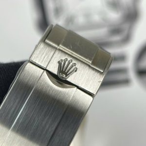 Đồng Hồ Rolex GMT Master 2 Batman Chế Tác Cao Cấp Nhà Máy Clean 40mm (10)