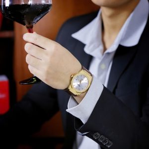 Đồng Hồ Salvatore Ferragamo F80 Classic Màu Nâu Máy Pin Thuỵ Sỹ Like Auth 40mm (3)