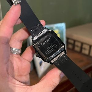 Đồng Hồ Cartier Santos Gốm Đen Dây Cao Su Replica Xưởng BV (9)