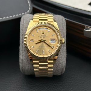 Đồng Hồ Chế Tác Rolex Day-Date 228238 Mặt Vàng Cọc Số Đính Đá Xưởng GM 178 Gram 40mm (7)