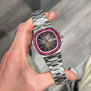 Đồng Hồ Nam Patek Philippe Nautilus 5723 Đính Đá Đỏ Replica Cao Cấp 40mm (9)