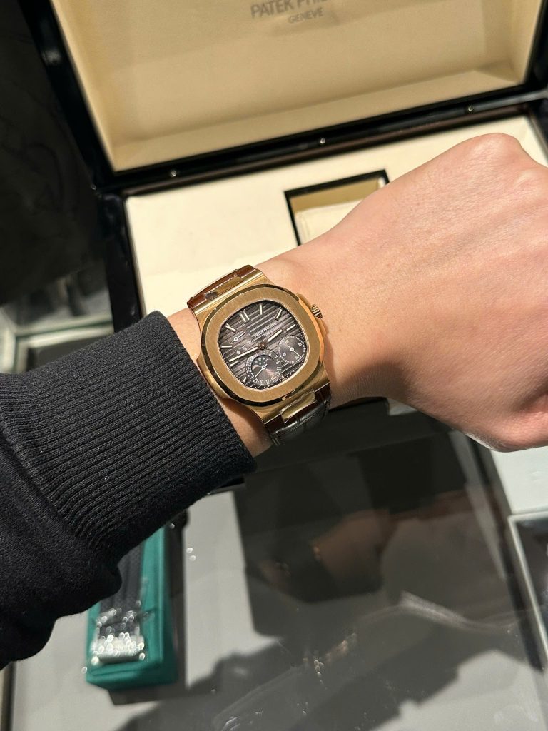 Đồng Hồ Patek Philippe Natilus 5712R Replica Cao Cấp Nhất Xưởng PPF V3 40mm (9)