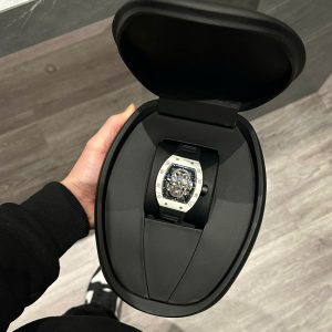 Đồng Hồ Richard Mille RM052 Đầu Lâu Chế Tác Vỏ Carbon Trăng Dây Cao Su (7)