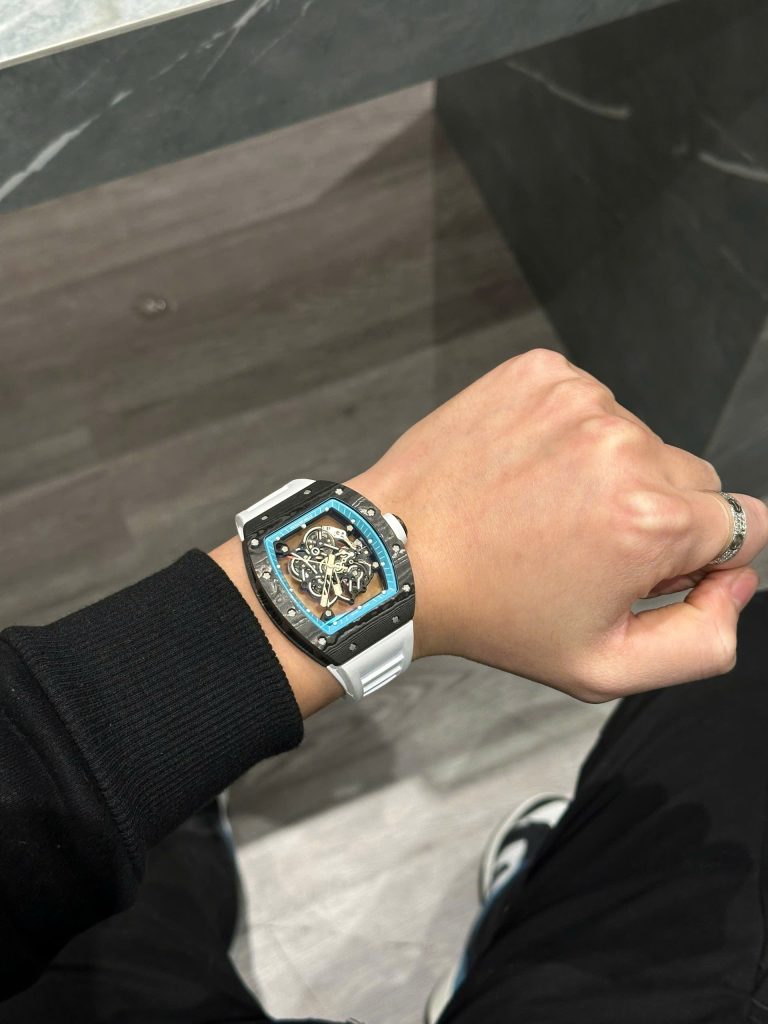 Đồng Hồ Richard Mille RM055 Carbon Dây Cao Su Màu Trắng Xưởng BBR (1)