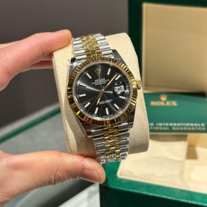 Đồng Hồ Rolex DateJust 126331 Mặt Số Đen Replica Cao Cấp Máy Thuỵ Sỹ 41mm (4)