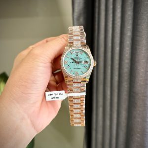 Đồng Hồ Rolex Day-Date 128345RBR Mặt Số Đá Xanh Phủ Vàng Đính Moissanite 36mm (7)