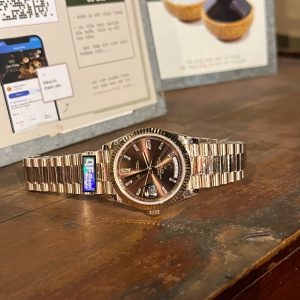 Đồng Hồ Rolex Day-Date 228235 Mặt Số Chocolate Nhà Máy QF 185 Grams 40mm (9)