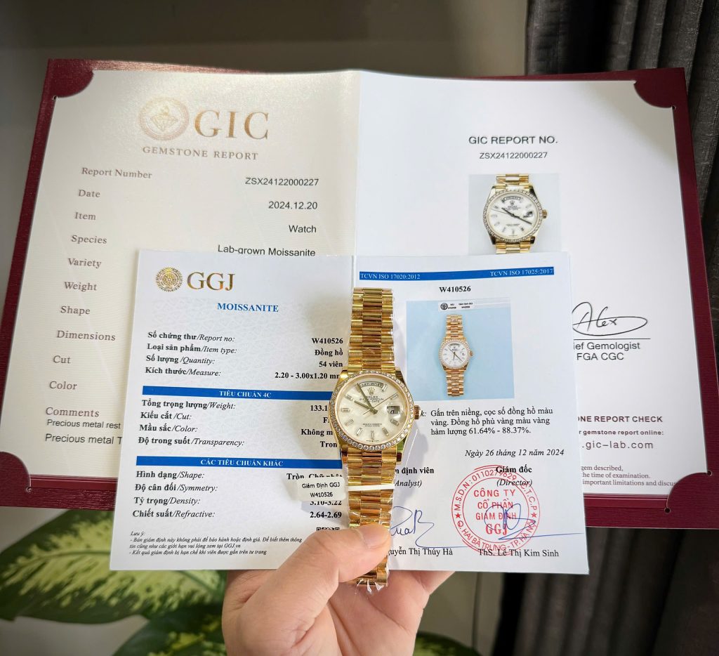 Đồng Hồ Rolex Day-Date Chế Tác Đá Moissanite Bọc Vàng Thật Mặt Xà Cừ Tự Nhiên 36mm (8)