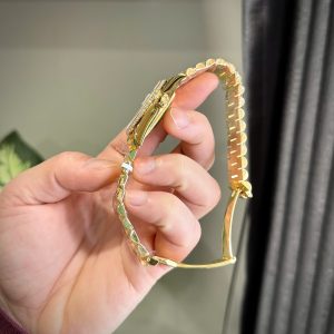 Đồng Hồ Rolex Day-Date Chế Tác Đá Moissanite Bọc Vàng Thật Mặt Xà Cừ Tự Nhiên 36mm (8)