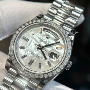 Đồng Hồ Rolex Day-Date Đính Đá Moissanite Baguette Chế Tác Hong Kong 40mm (6)