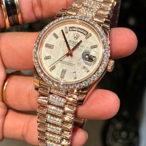 Đồng Hồ Rolex Day-Date Phủ Vàng 18K Độ Mặt Thiên Thạch Đính Moissanite 40mm (1)