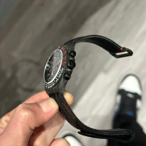 Đồng Hồ Rolex Daytona DIW Carbon Black Red Replica Cao Cấp Nhất 40mm (1)