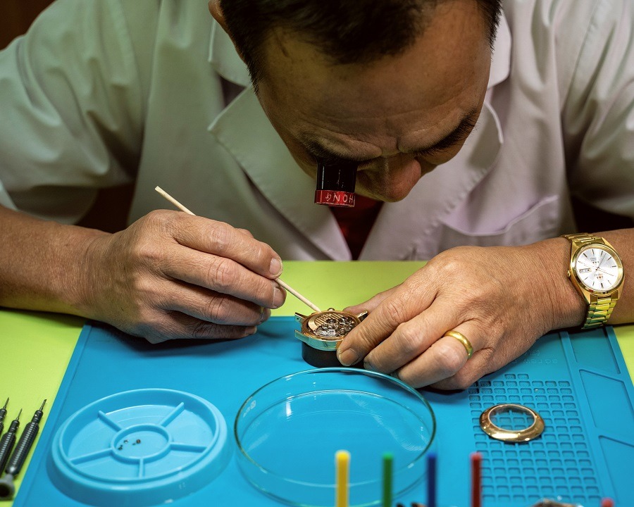 Đồng Hồ Cơ Để Lâu Không Chạy Có Vấn Đề Không Hướng Dẫn Bảo Quản Đúng Cách (1)