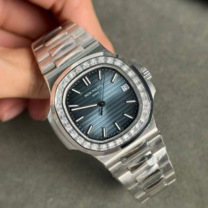 Đồng Hồ Patek Philippe Nautilus 5723 Replica Cao Cấp Nhất Mặt Xanh 40mm (5)
