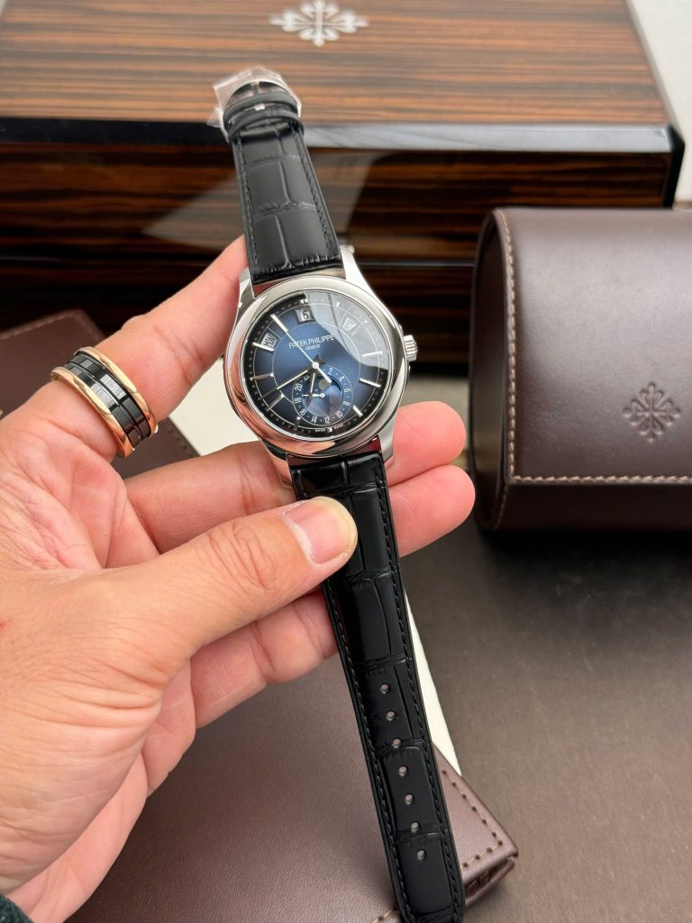 Đồng Hồ Patek Philippe Rep 11 Complications 5205G Mặt Xanh Dương Dây Da 40mm (2)