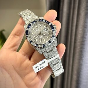 Đồng Hồ Rolex Chế Tác Đá Moissanite GMT Master II Viền Đá Sapphire 40mm (6)