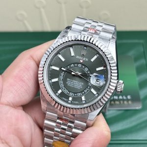 Đồng Hồ Rolex Sky Dweller Replica Cao Cấp Mặt Xanh Lá Máy Thuỵ Sỹ 42mm (3)