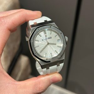 Đồng Hồ Audemars Piguet Royal Oak 15500ST Dây Cao Su Trắng Xưởng APS 41mm (6)