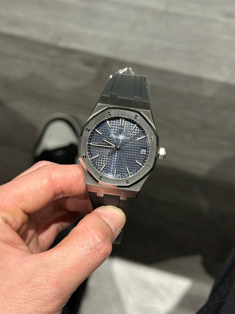 Đồng Hồ Audemars Piguet Royal Oak Mặt Xanh Blue Replica 40mm (3)