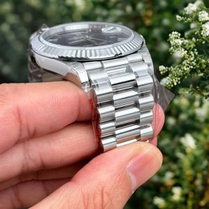 Đồng Hồ Nam Rolex Day-Date 228236 Mặt Xanh Dương Fake Cao Cấp 40mm (5)