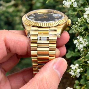 Đồng Hồ Rolex Fake Cao Cấp Day-Date 228235 Mặt Số Đen 40mm (2)