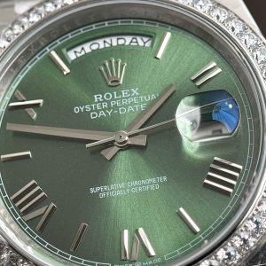 Đồng Hồ Rolex Fake Cao Cấp Day-Date 228236 Mặt Đanh Lá Đính Đá 40mm (1)