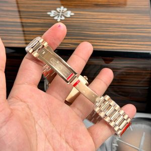 Đồng Hồ Rolex Fake Cao Cấp Day-Date 228238 Mặt Xanh Olive 40mm (1)