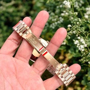 Đồng Hồ Rolex Fake Thuỵ Sỹ Day-Date 228238 Mặt Xanh Olive 40mm (5)