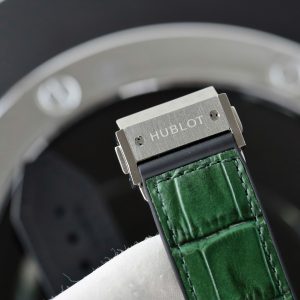 Đồng Hồ Hublot Nam Rep 11 Đính Đá Màu Xanh Lá Cây Nhà Máy HB 42mm (1)