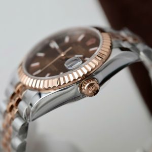 Đồng Hồ Rolex Rep 1 1 DateJust Nữ Đính Đá Mặt Chocolate Dạ Quang Nhà Máy GS 31mm (10)