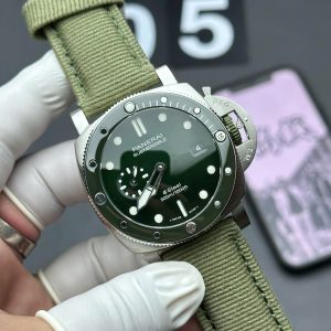 Dong Ho Panerai Submersible Esteel™ Verde Smeraldo Replica 11 Mau Xanh La Xuong VS 44mm 2