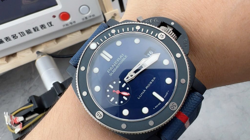 Đồng Hồ Panerai Submersible GMT Luna Rossa Titanio PAM01507 Rep 11 Màu Xanh Navy VSF 42mm (5)