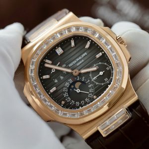 Đồng Hồ Patek Philippe Replica 1 1 Nautilus 5724 Đính Đá Dây Da Nhà Máy PPF 40mm (10)