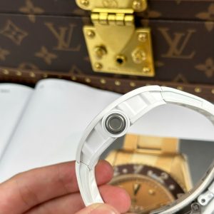 Dong Ho Richard Mille Rep 1 1 RM055 Bubba Watson Che Tac Vo Gom Trang Xuong ZF 427x499mm 12