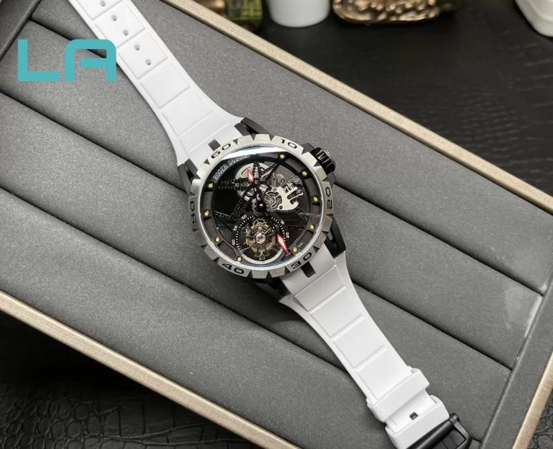 đồng hồ roger dubuis của nước nào đồng hồ roger dubuis của nước nào