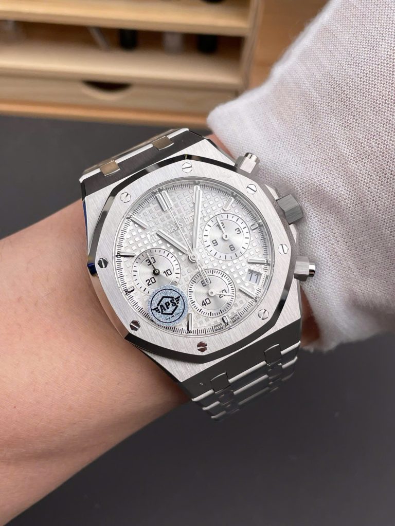 Dong Ho Audemars Piguet Che Tac Royal Oak 26240ST Mat Trang Xuong APS 2025 41mm 1