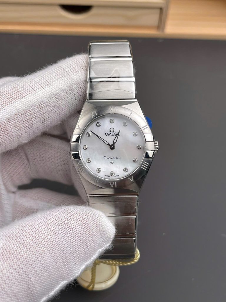 Đồng Hồ Omega Rep 11 Constellation Mặt Số Xà Cừ Đính Đá Máy Cơ Automatic 28mm (1)
