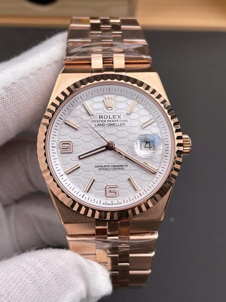 Đồng Hồ Rolex Land-Dweller 127235 Rep 11 Mặt Số Trắng Họa Tiết Tổ Ong 40mm (1)