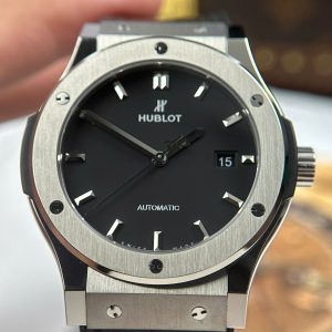 Đồng Hồ Hublot Classic Fusion Titanium Black Dial Chế Tác 85 Grams Xưởng JJZ 42mm (3)