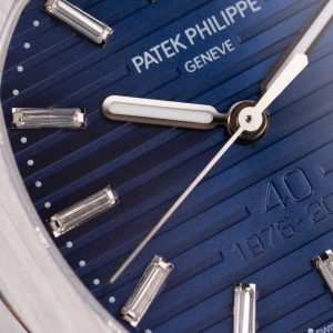 Dong Ho Patek Philippe Nautilus 5711 40th Anniversary Mat Xanh Blue Dinh Da Tinh Chinh BBF 44mm 16