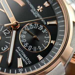 Dong Ho Vacheron Constantin Overseas Dual Time 47450 Day Cao Su Mau Den 9F 42mm 6