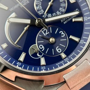 Dong Ho Vacheron Constantin Overseas Dual Time 47450 Day Cao Su Mau Xanh 9F 42mm 6