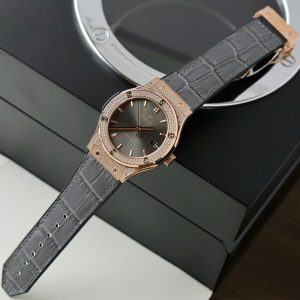 Đồng Hồ Hublot Chế Tác Classic Fusion King Gold Màu Xám Đính Full Đá 42mm (2)
