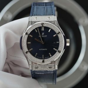 Đồng Hồ Hublot Chế Tác Classic Fusion Titanium Màu Xanh Dương Đính Full Đá 42mm (2)