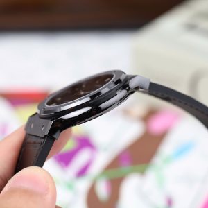 Đồng Hồ Hublot Classic Fusion Màu Đen Chế Tác Tinh Chỉnh Máy SW300 Thụy Sỹ JJZ 42mm (2)