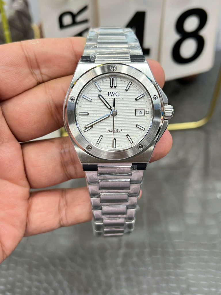 Đồng Hồ IWC Ingenieur Chế Tác Mặt Trắng Máy Cơ Thuỵ Sỹ Nhà Máy V7 40mm (2)