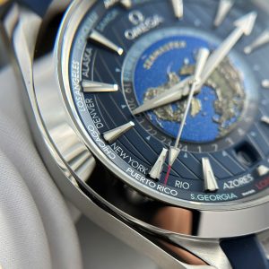 Đồng Hồ Omega Aqua Terra Worldtimer Fake 11 Màu Xanh Dương Dây Cao Su Xưởng VS 43mm (2)