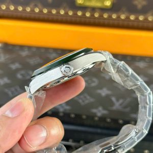 Đồng Hồ Omega Aqua Terra Worldtimer Replica 11 Màu Xanh Lá Cây Dây Kim Loại Xưởng VS 43mm (2)